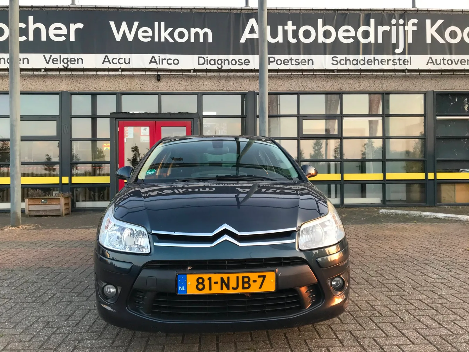 Citroën C4 (2010) — foto 1