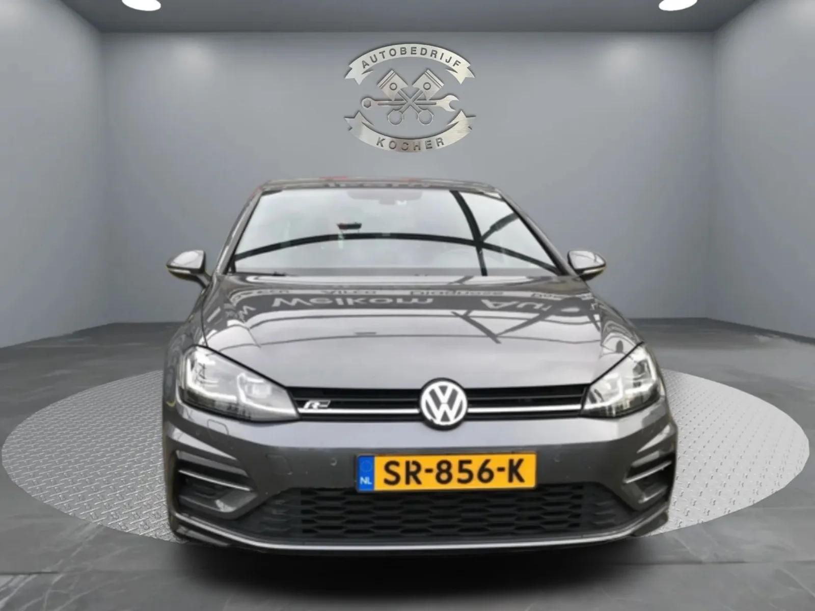 Volkswagen Golf (2018) — foto 1
