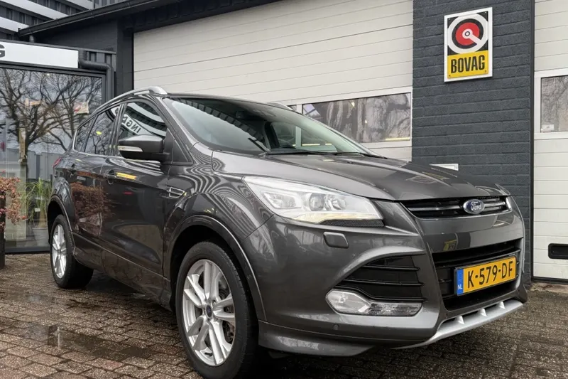 Ford Kuga (2015)