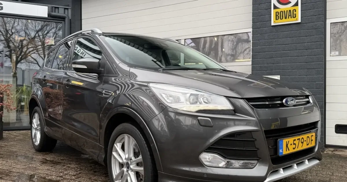 Ford Kuga (2015) — foto 1
