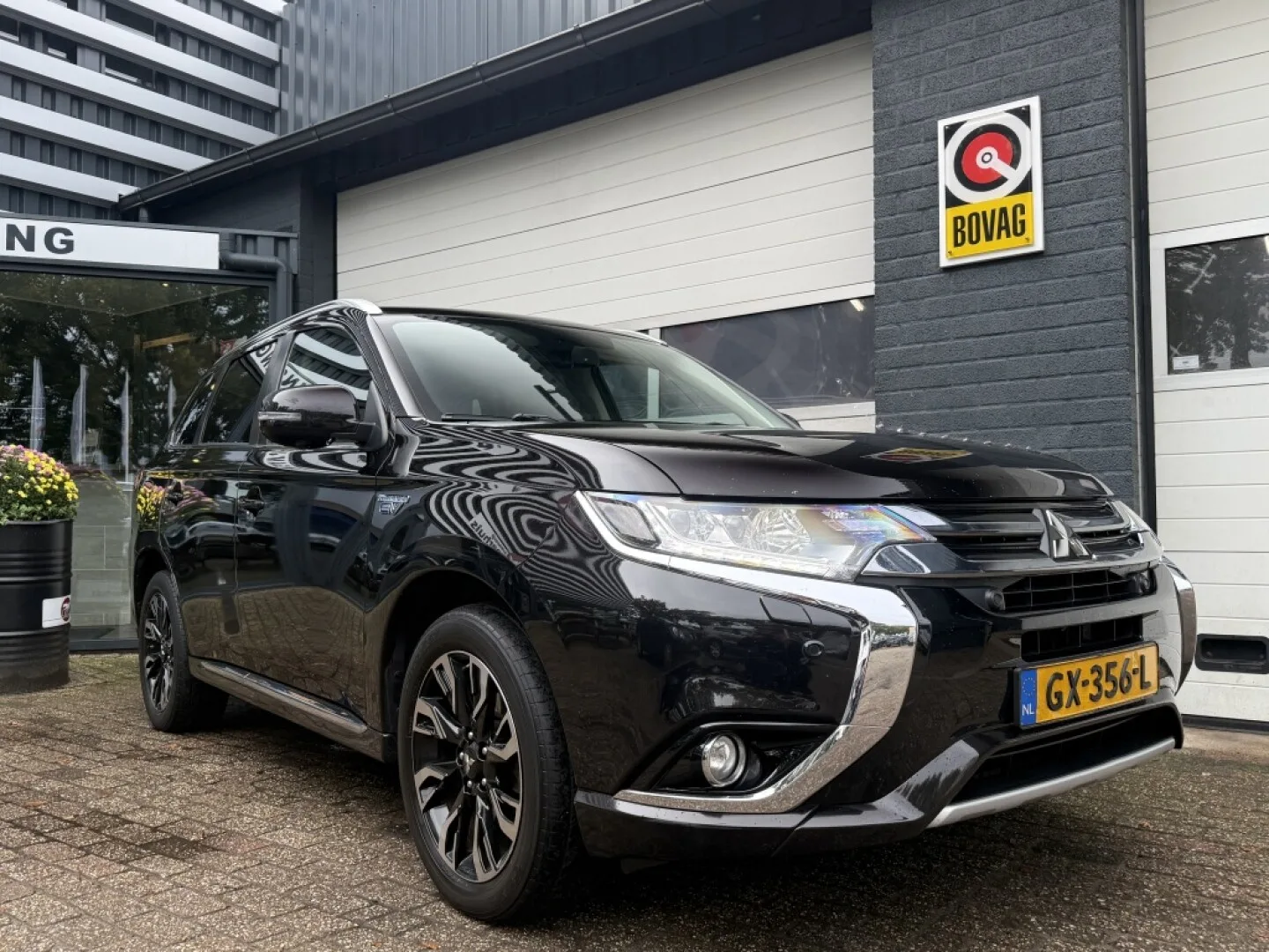 Mitsubishi Outlander (2015) — foto 1