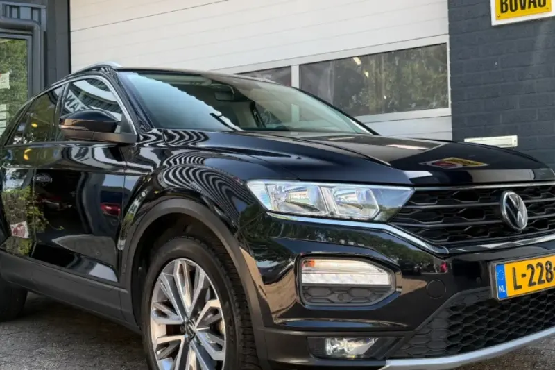 Volkswagen T-Roc (2021)