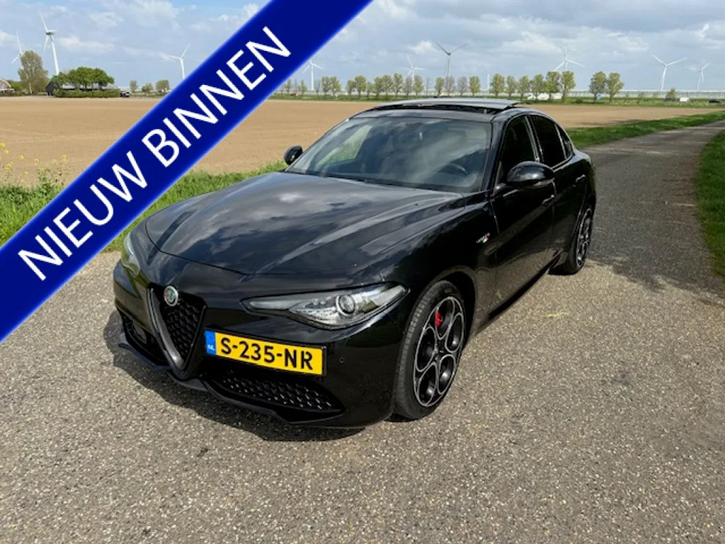 Alfa Romeo Giulia (2022) — foto 1
