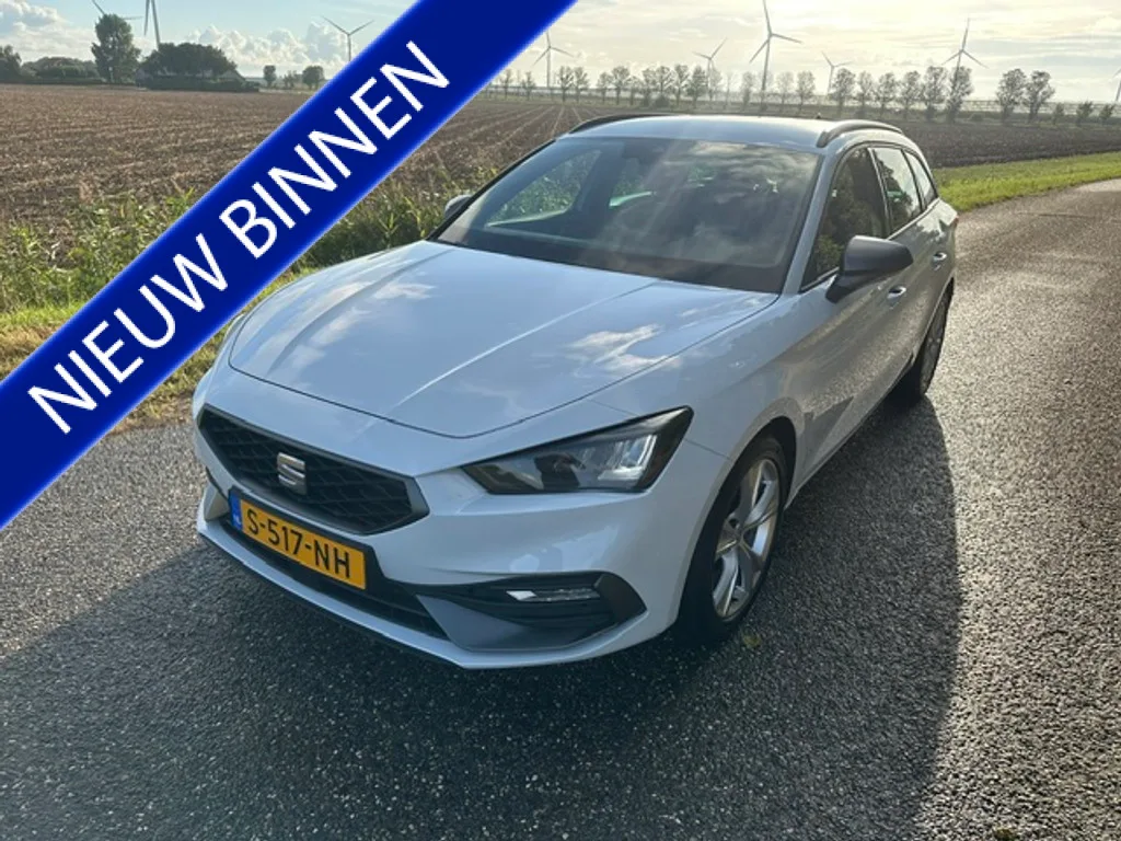 SEAT Leon Sportstourer (2023) — foto 1