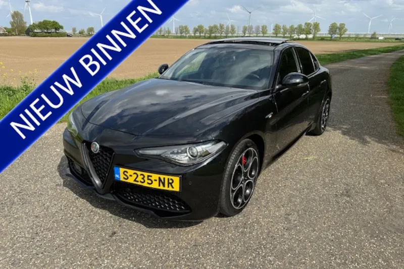 Alfa Romeo Giulia (2022)