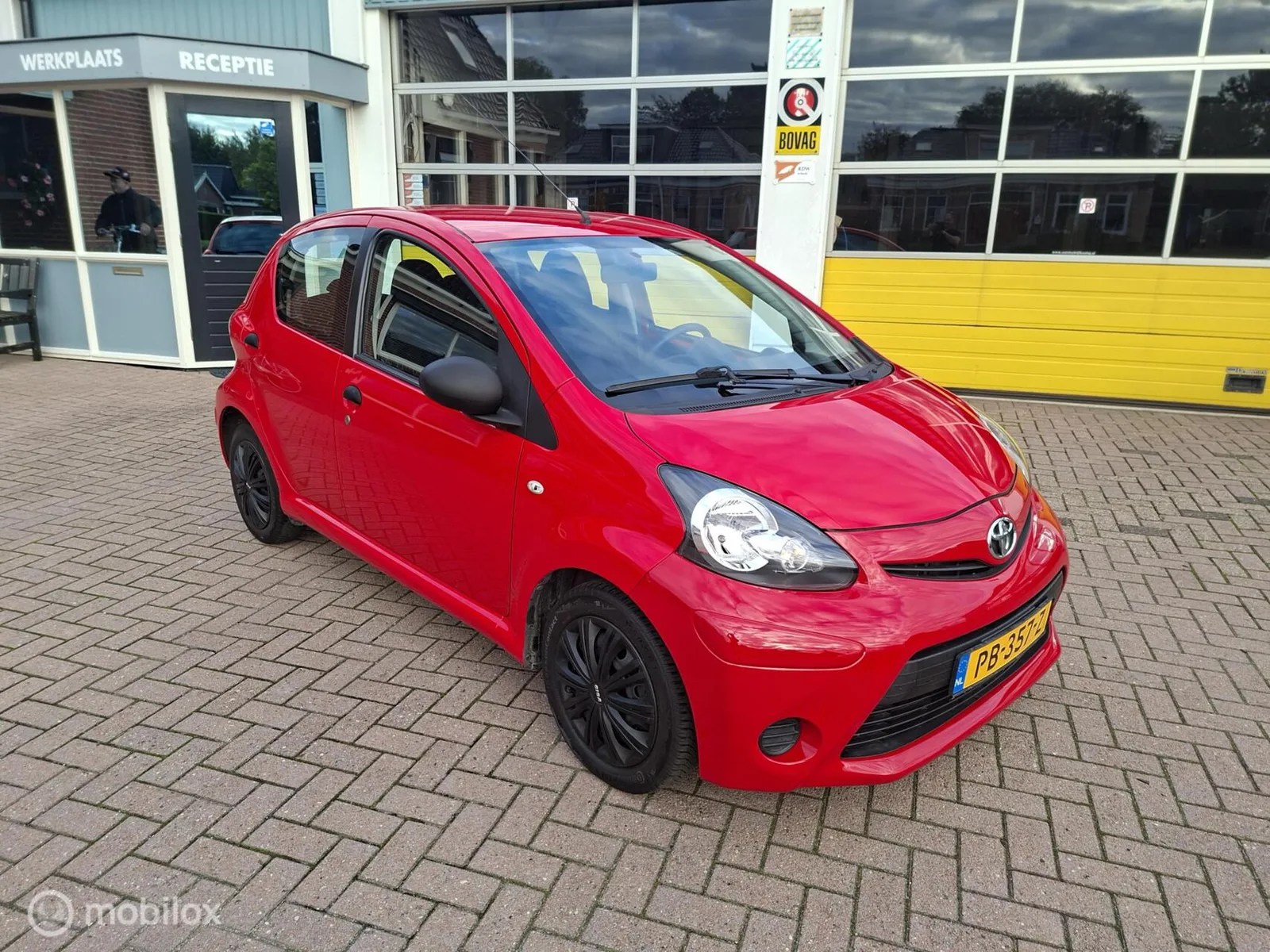 Toyota Aygo (2012) — foto 1