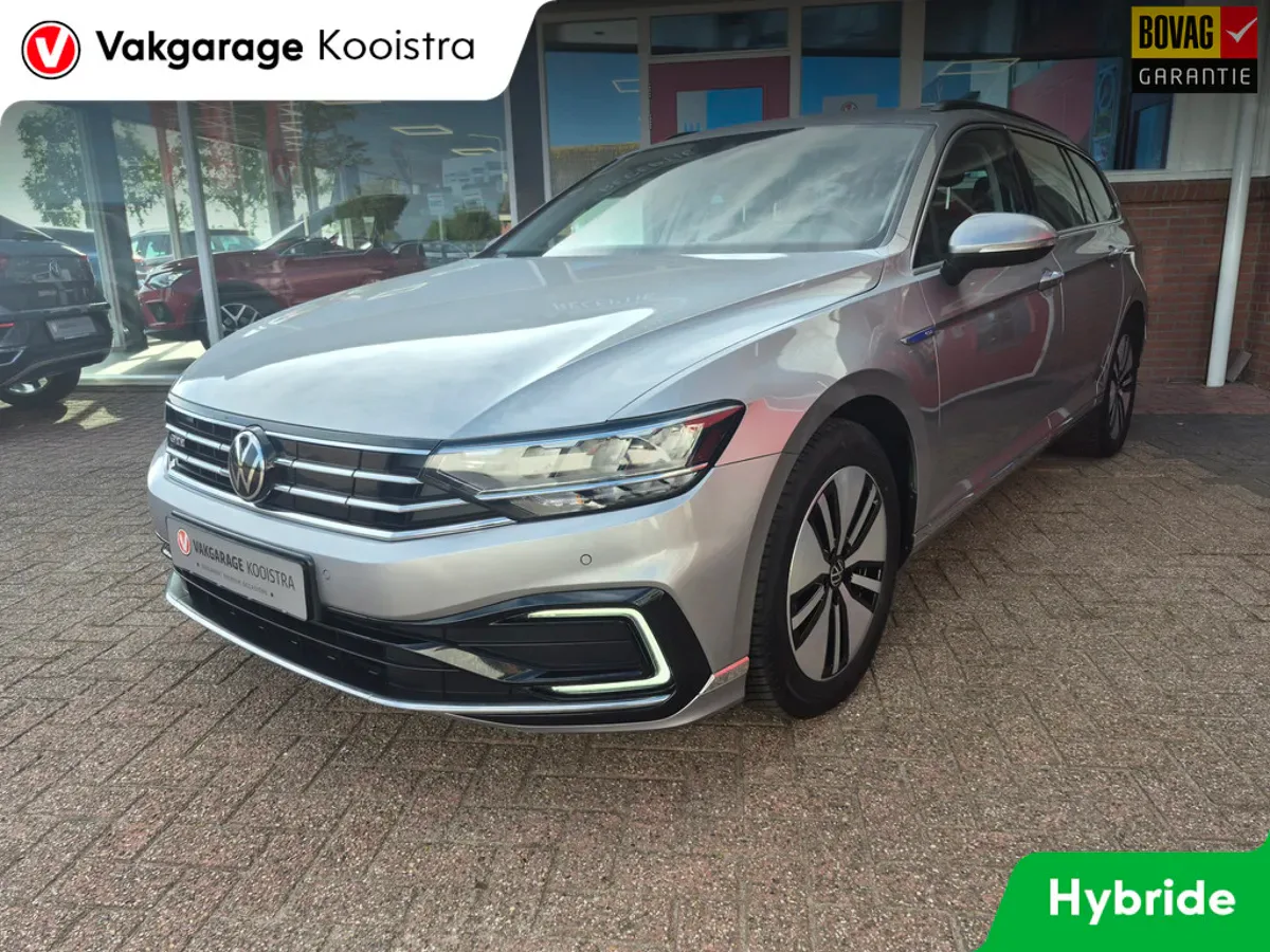 Volkswagen Passat (2020) — foto 1