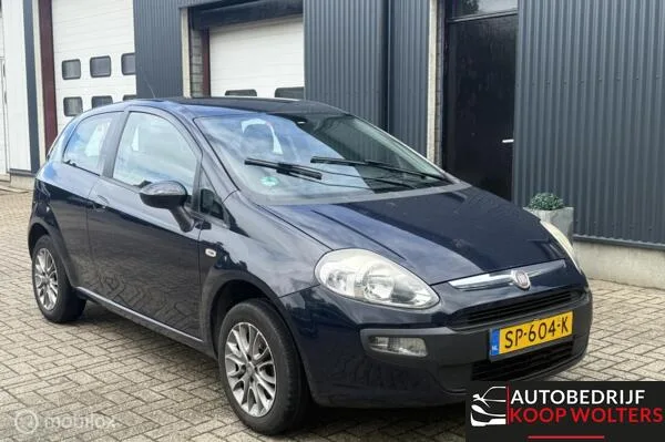 Fiat Punto (2011) — foto 1