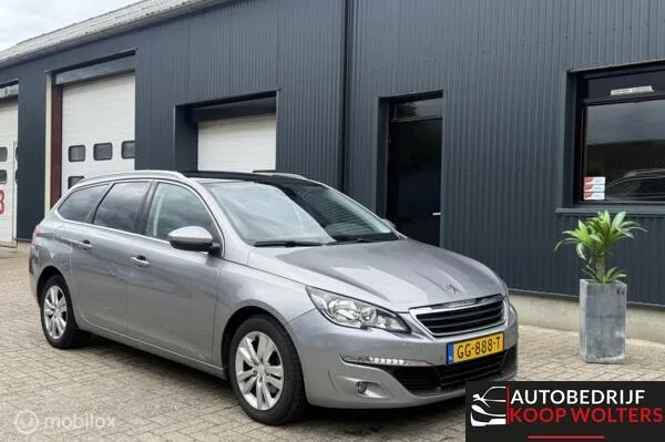 Peugeot 308 (2015) — foto 1