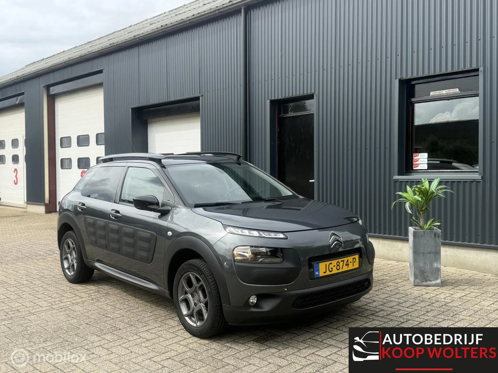 Citroën C4 Cactus (2016) — foto 1