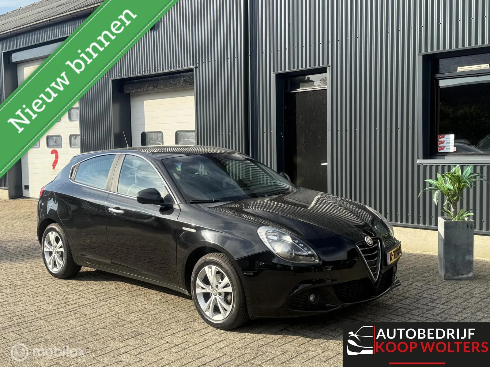 Alfa Romeo Giulietta (2011) — foto 1