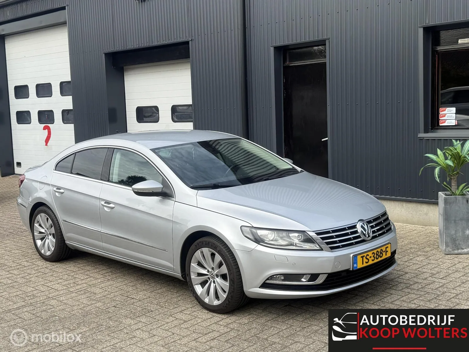 Volkswagen CC (2014) — foto 1