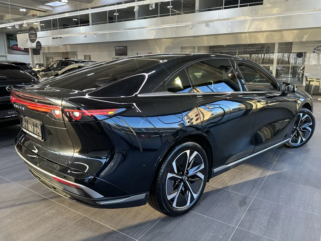 Mazda 6e (2026) — foto 1