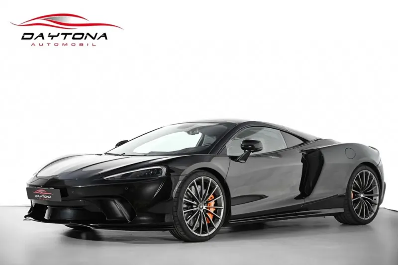McLaren GT (2024)