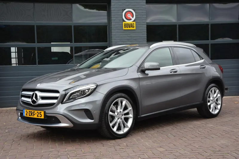 Mercedes-Benz GLA (2015)