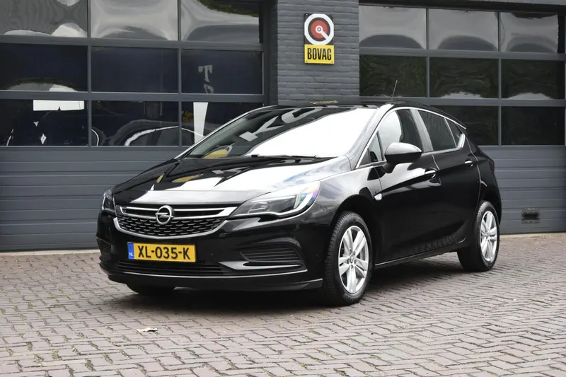 Opel Astra (2019)
