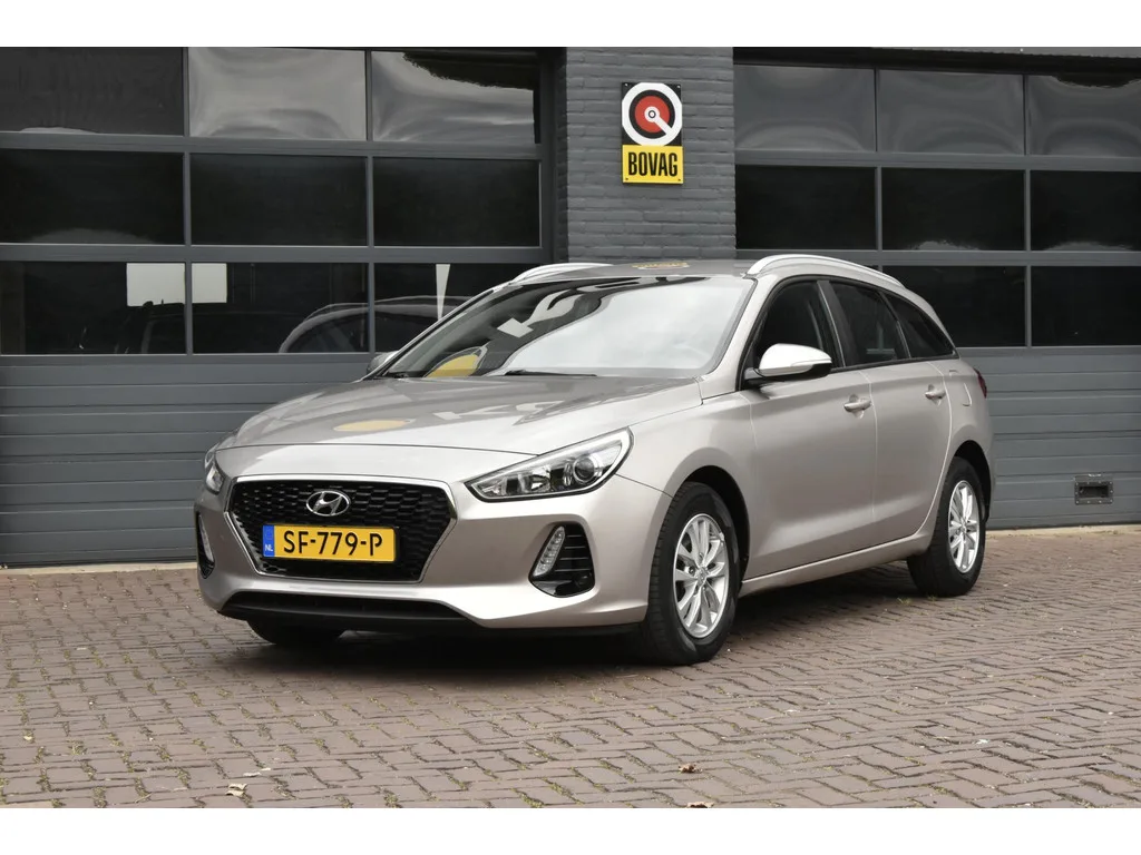 Hyundai i30 (2018) — foto 1