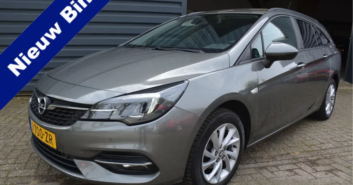 Opel Astra (2020) — foto 1