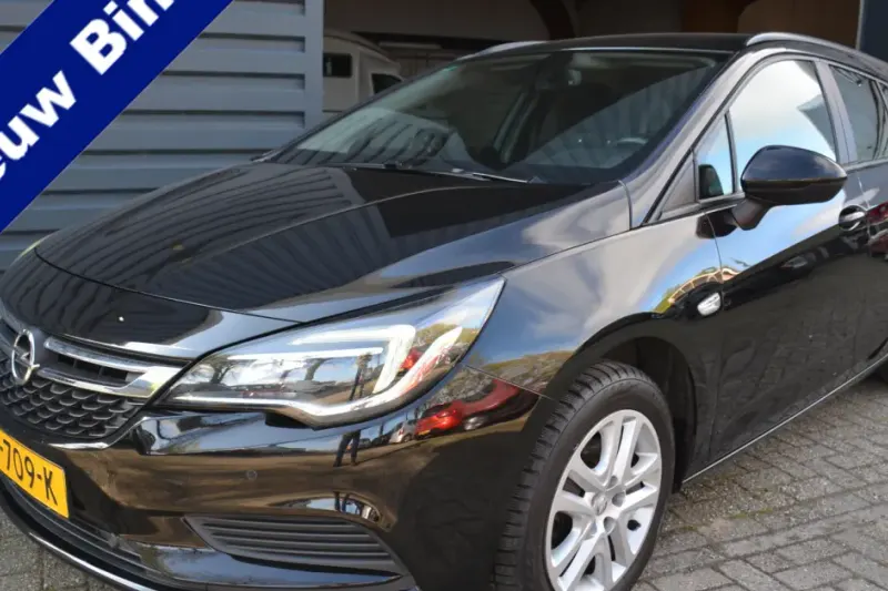 Opel Astra (2016)