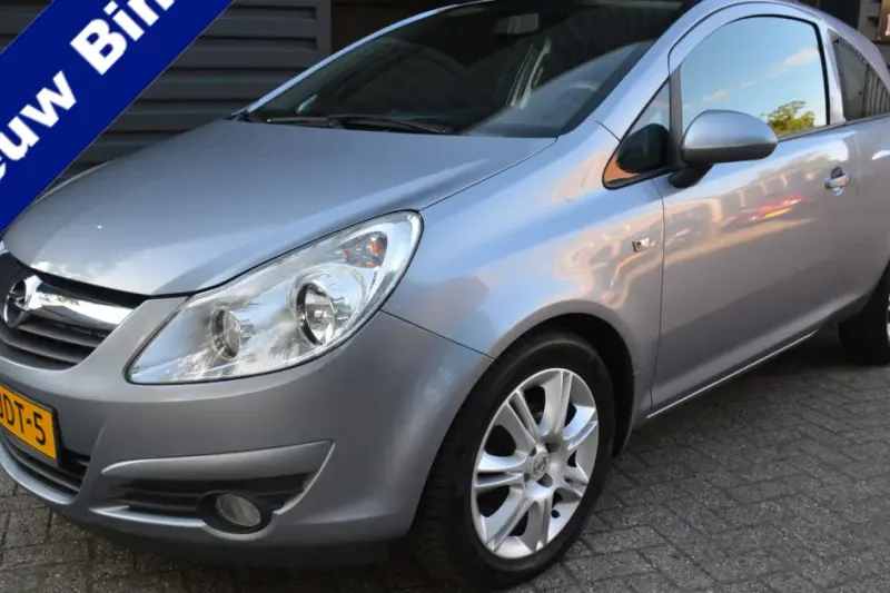 Opel Corsa (2009)
