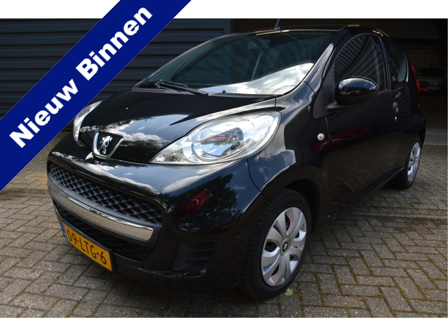 Peugeot 107 (2010) — foto 1