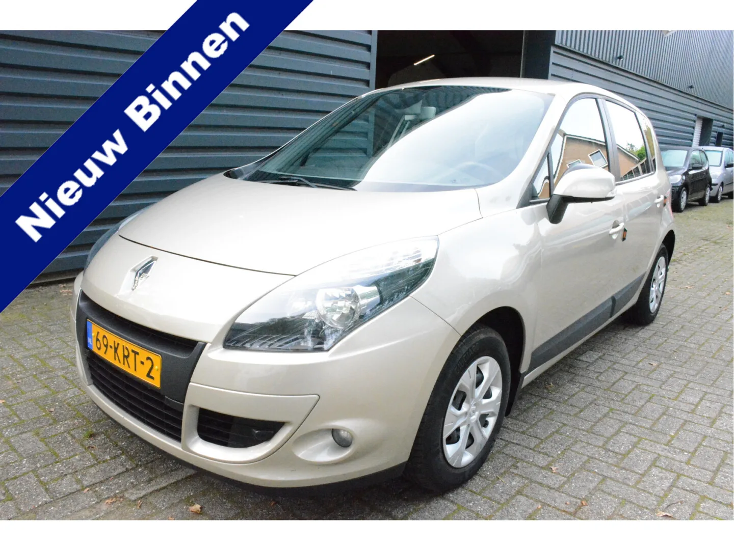 Renault Scénic (2010) — foto 1