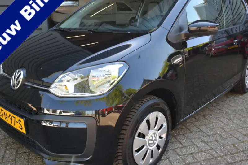 Volkswagen Up! (2016)