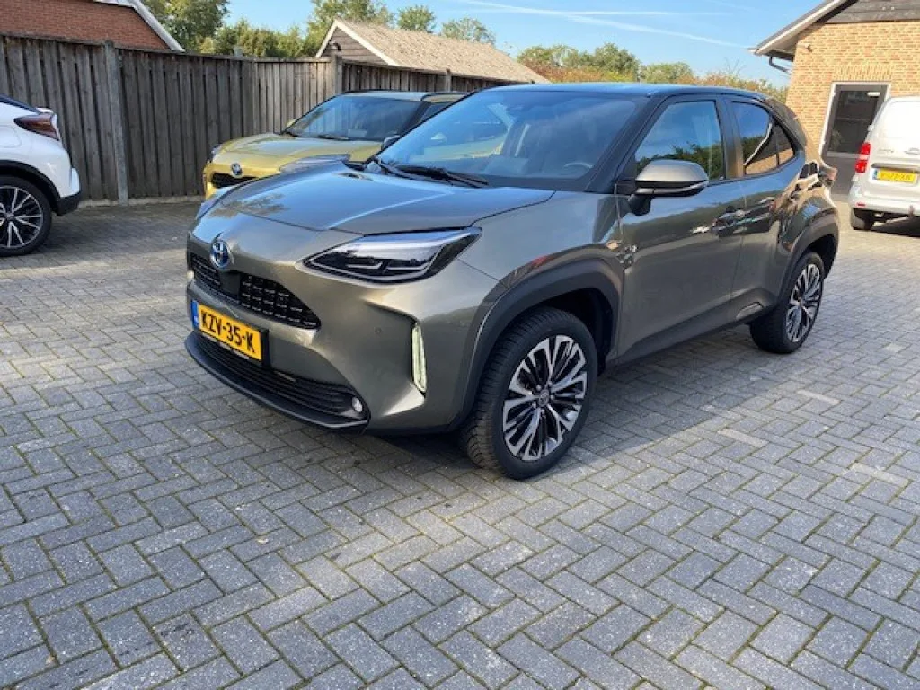 Toyota Yaris Cross (2024) — foto 1