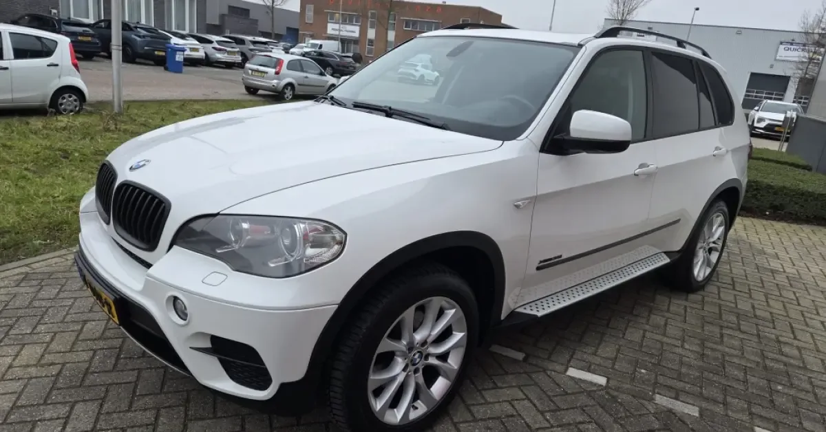 BMW X5 (2012) — foto 1