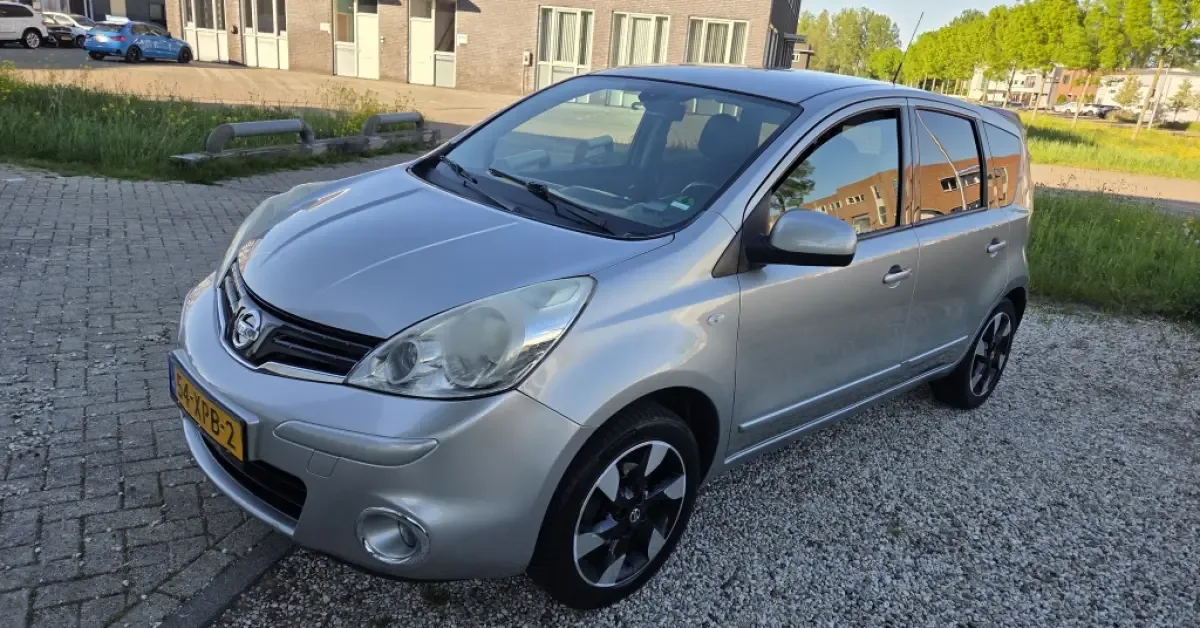Nissan Note (2012) — foto 1