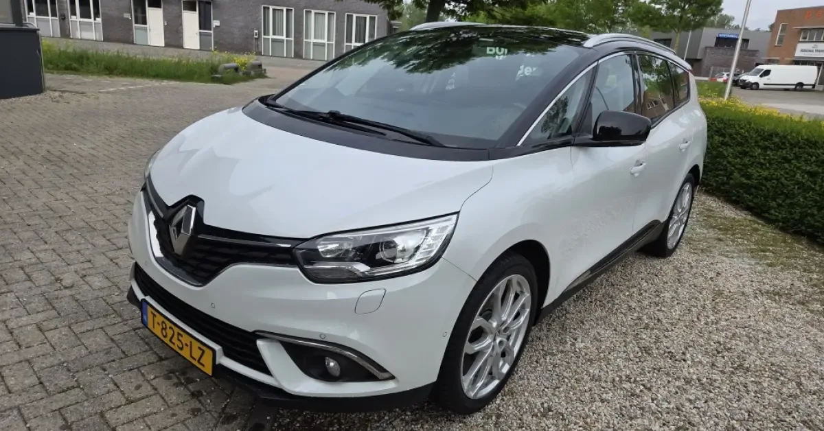 Renault Grand Scénic (2018) — foto 1