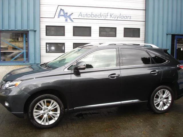 Lexus RX-serie (2011) — foto 1