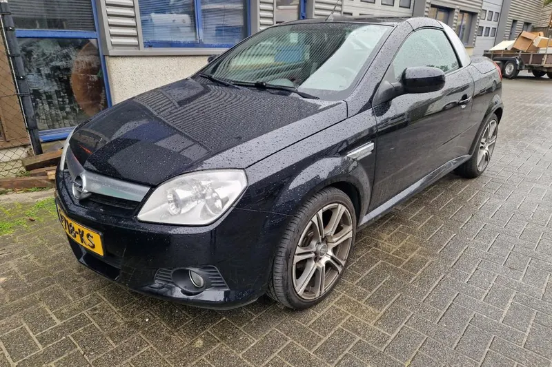 Opel Tigra TwinTop (2009)