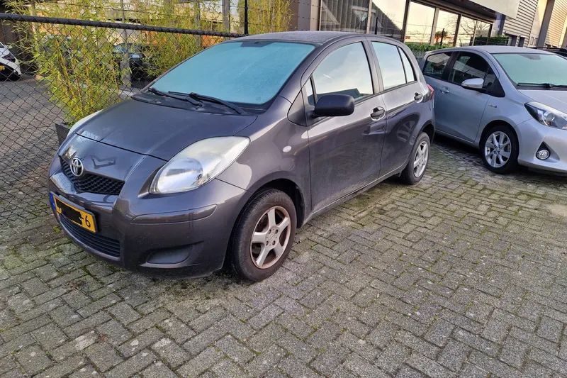 Toyota Yaris (2011)