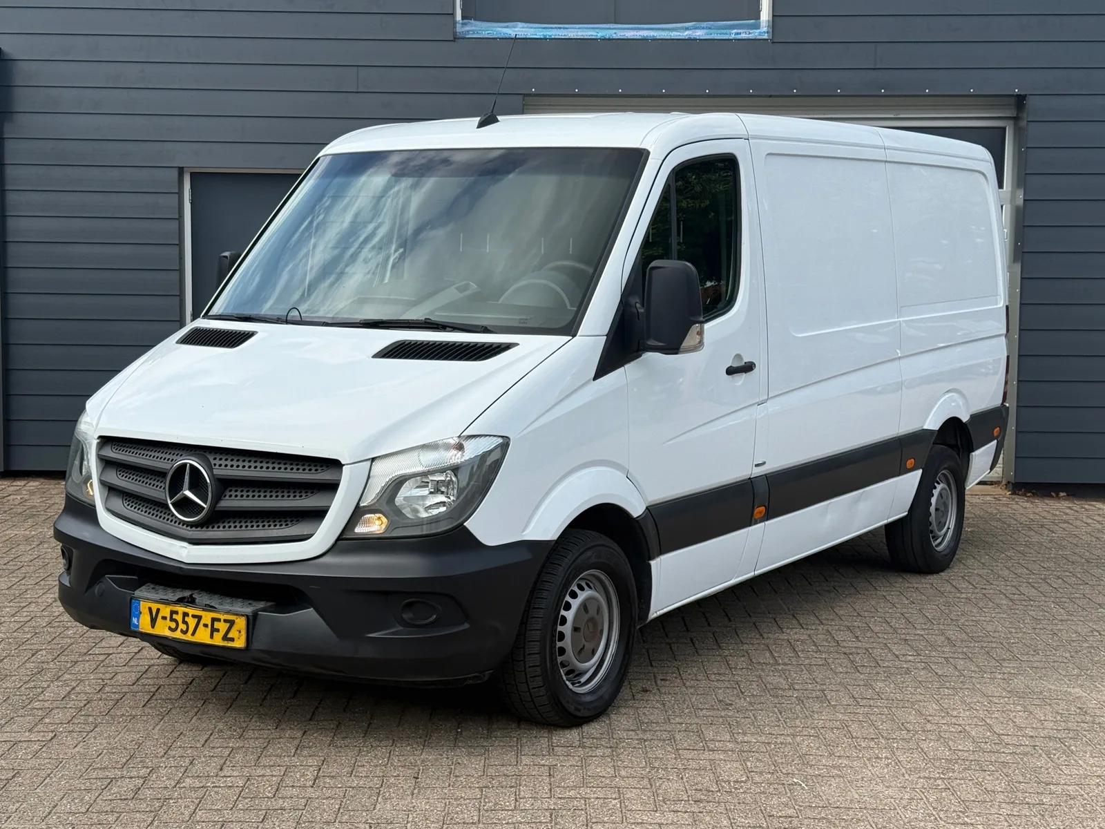 Mercedes-Benz Sprinter (2017) — foto 1