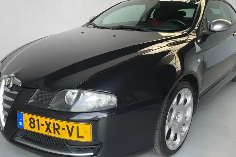 Alfa Romeo Gt (2007)