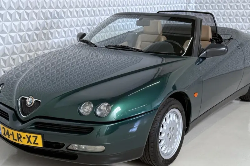 Alfa Romeo Spider (1995)