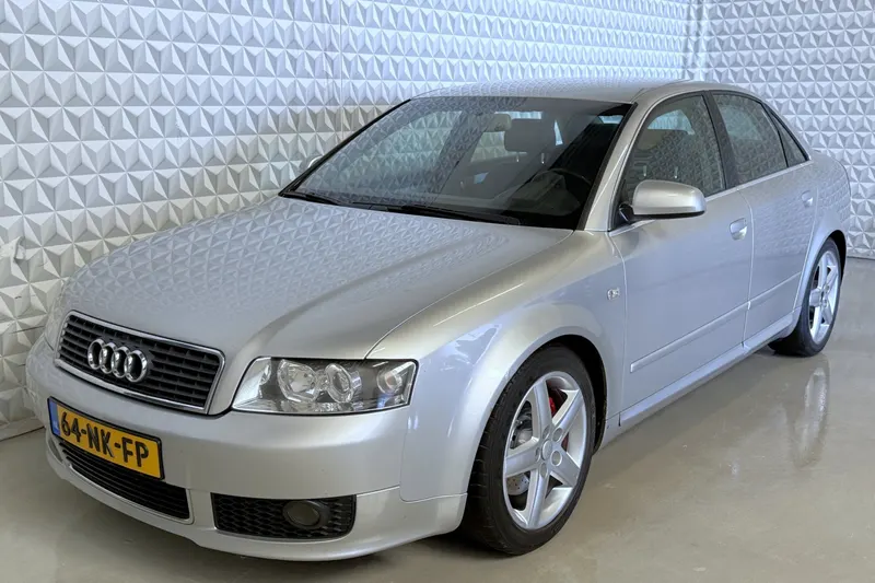 Audi A4 (2003)