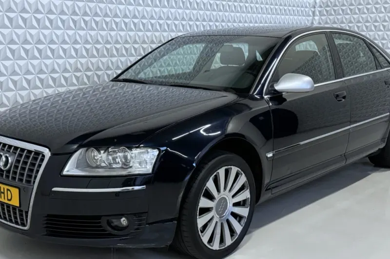Audi A8 (2005)