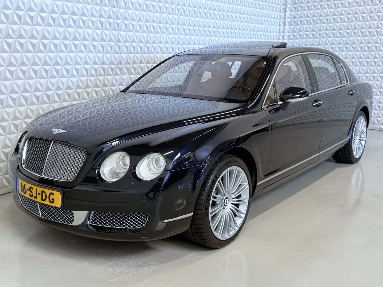 Bentley Continental (2006) — foto 1