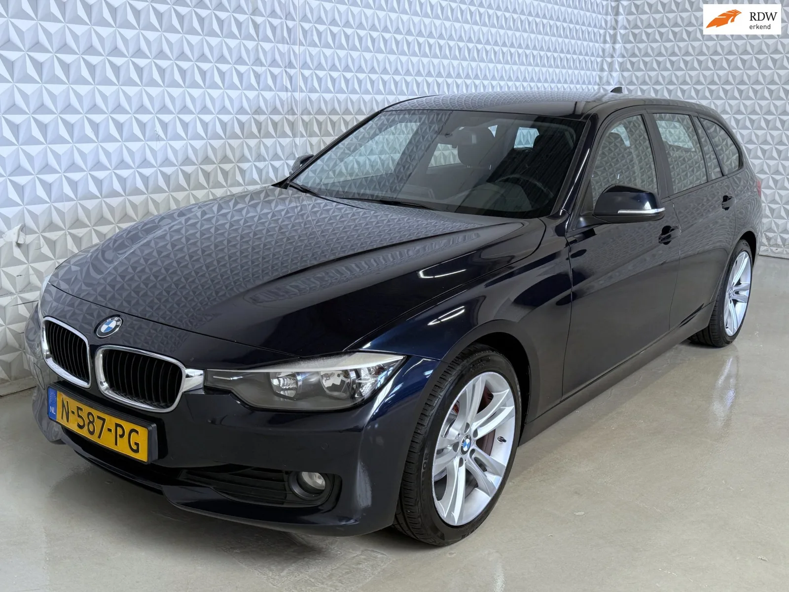 BMW 3-Serie (2013) — foto 1