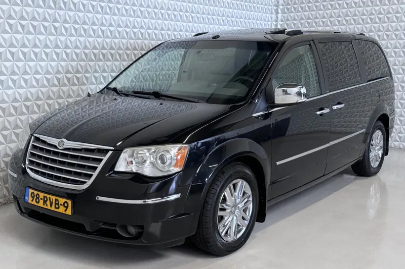 Chrysler Town & Country (2008)