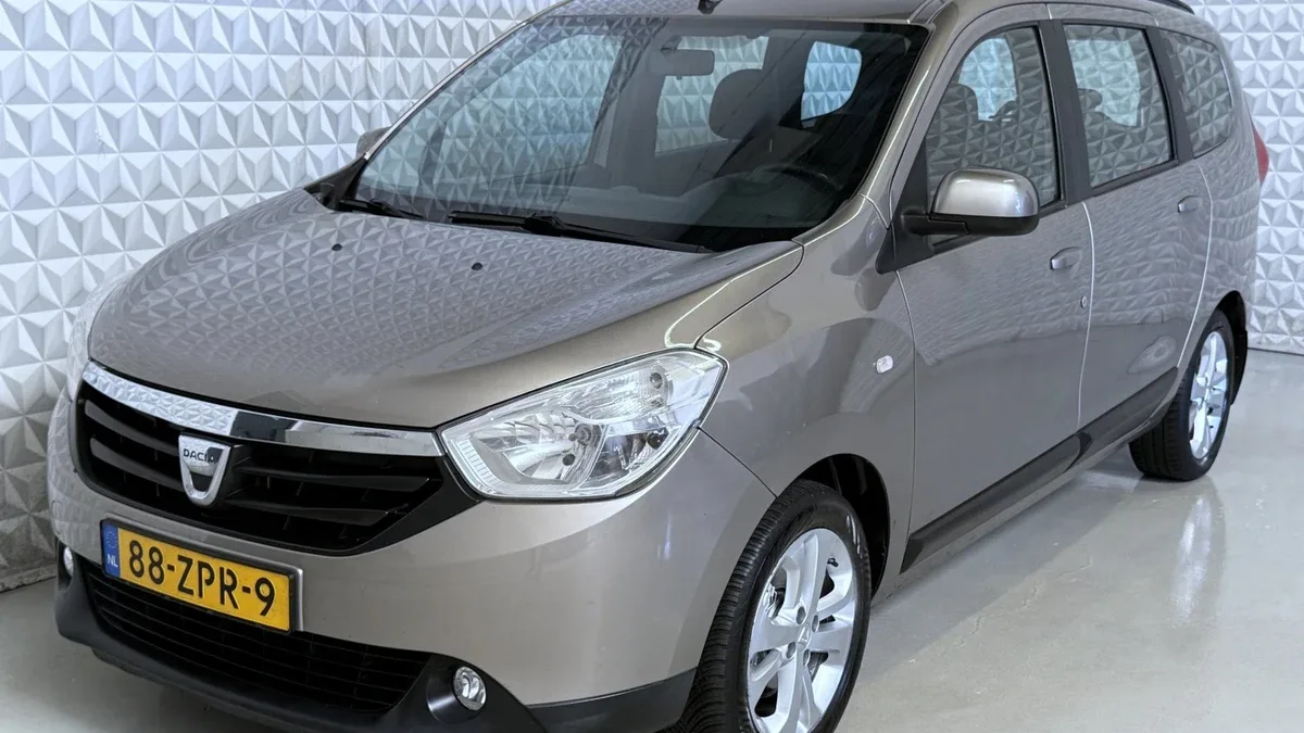 Dacia Lodgy (2013) — foto 1