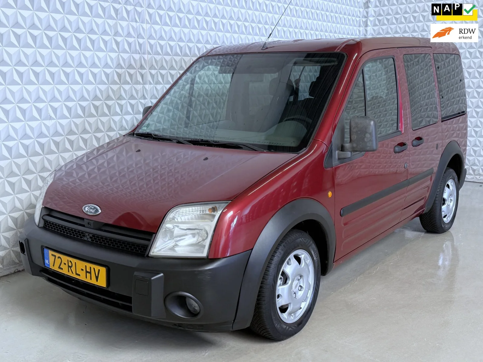 Ford Tourneo Connect (2005) — foto 1