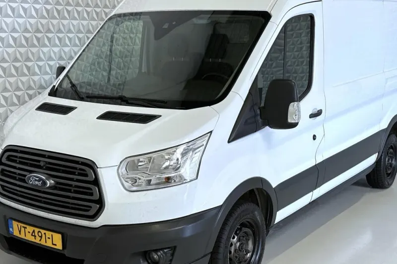 Ford Transit (2016)