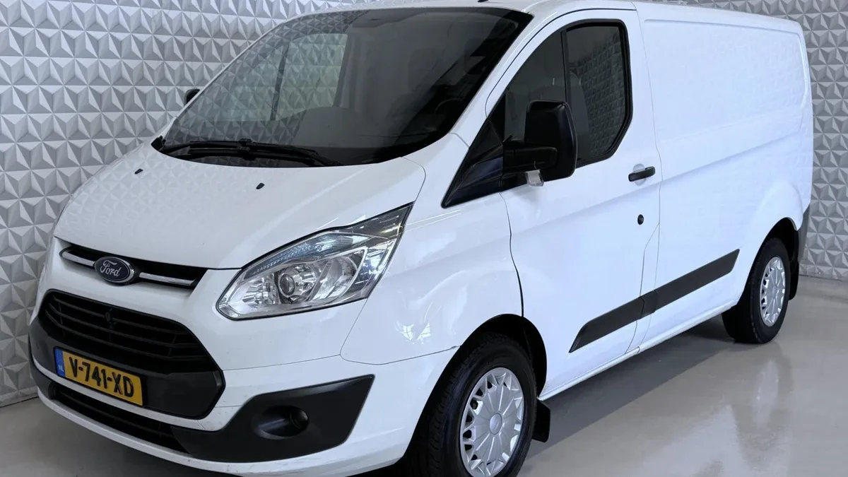 Ford Transit (2014) — foto 1