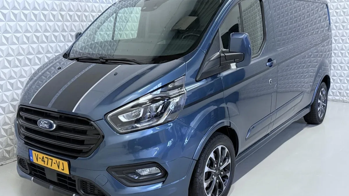 Ford Transit (2019) — foto 1