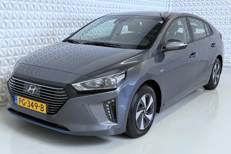 Hyundai Ioniq (2017)