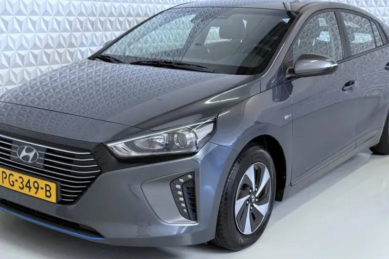 Hyundai Ioniq (2017)