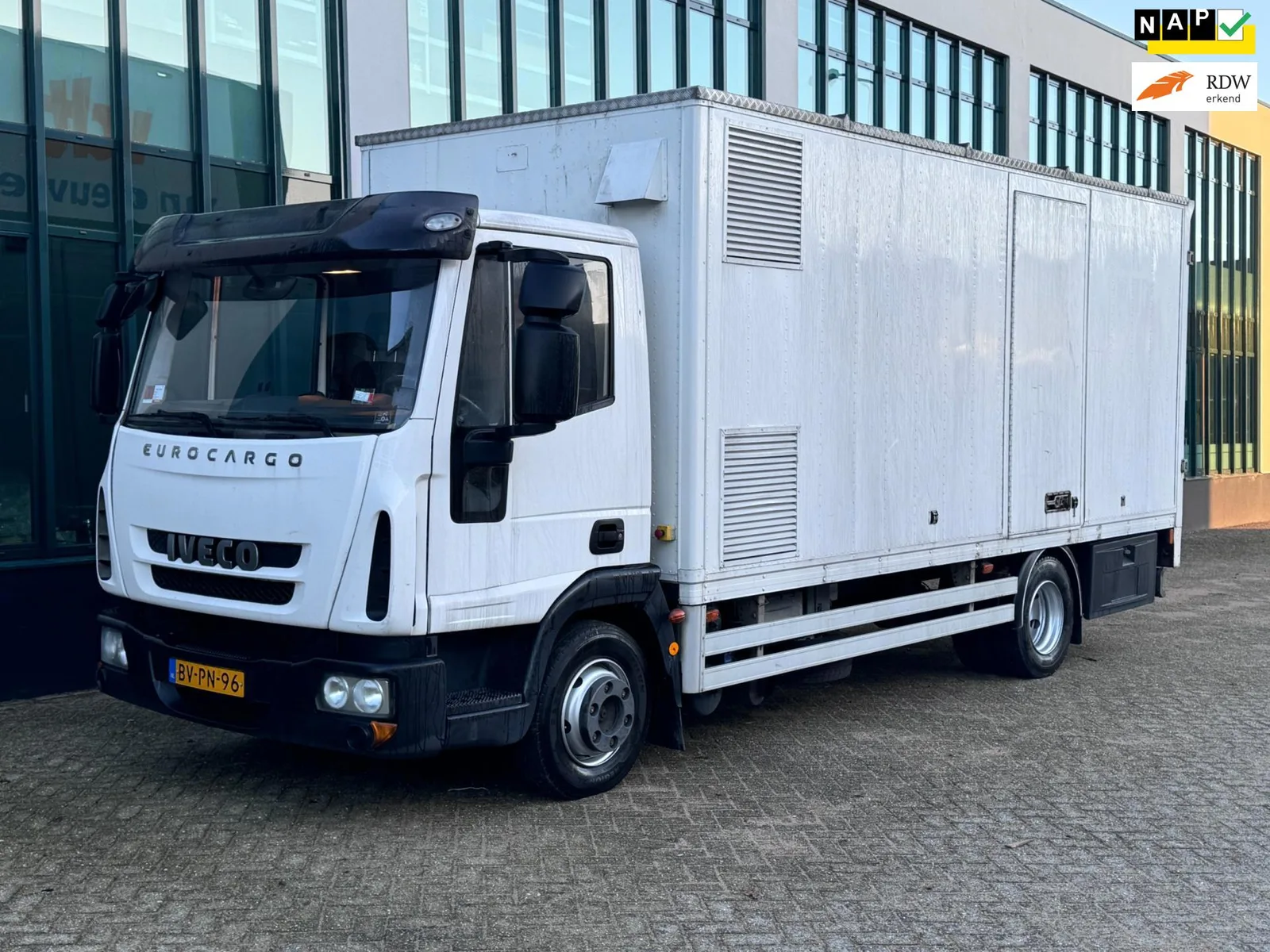 Iveco ML100E18 (2008) — foto 1